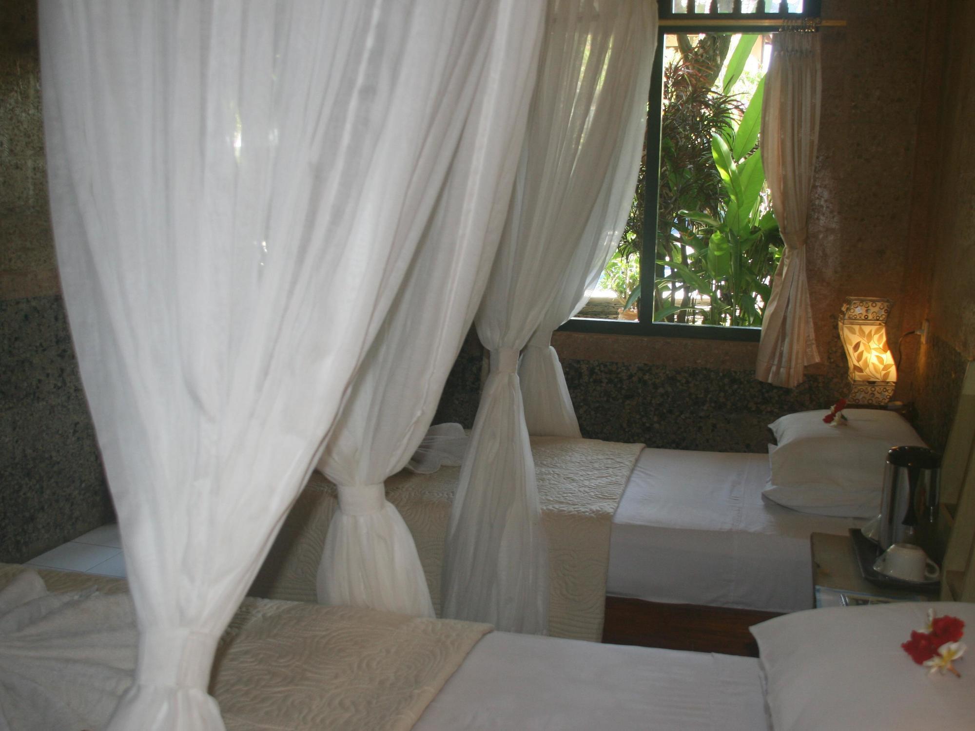 Suma Beach Hotel Lovina Beach Extérieur photo
